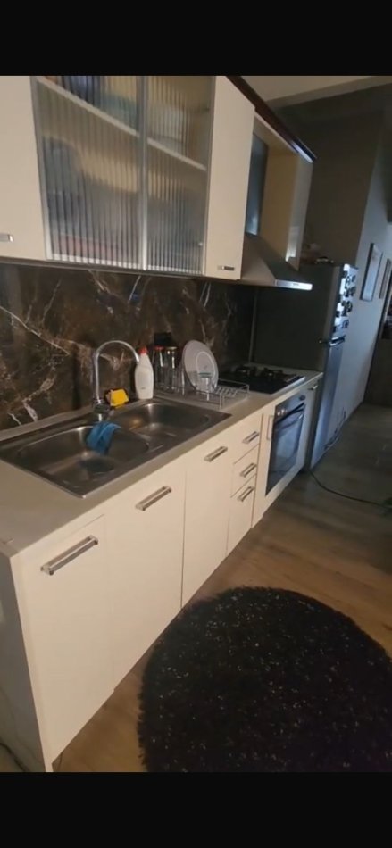 Tirane, jepet me qera apartament 2+1+Ballkon Kati 4, 60 m² 580 € (DON BOSKO)