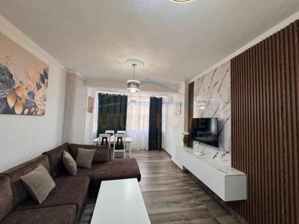 Durres, jepet me qera apartament 1+1 Kati 2, 350 € 
