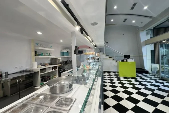 Tirane, shitet , 90.000 € (Kompleksi Delijorgji)