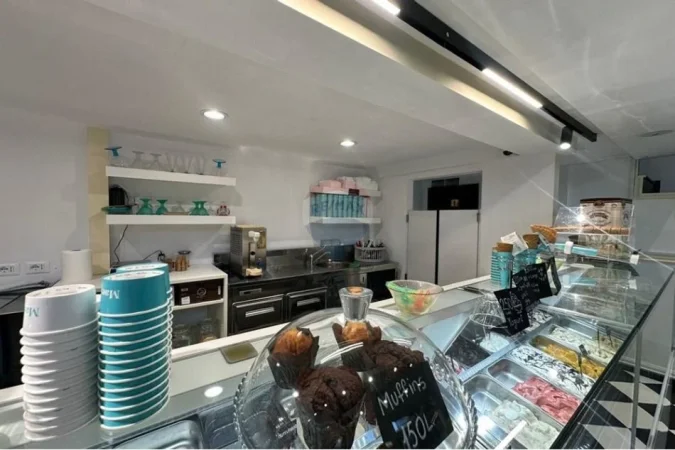 Tirane, shitet , 90.000 € (Kompleksi Delijorgji)