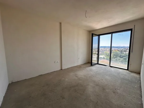 Tirane, shes apartament 2+1 Kati 8, 108 m² 177.500 € (Rruga Don Bosko)