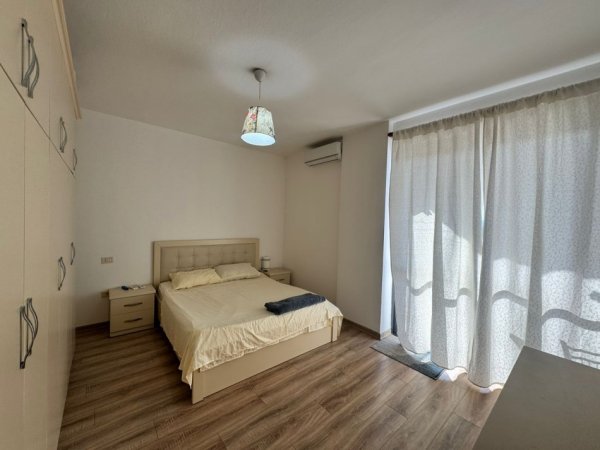 Tirane, jepet me qera apartament 2+1 Kati 8, 115 m² 800 € (Tek Ringu)