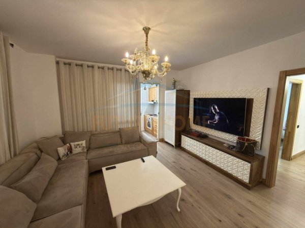 Tirane, shitet apartament 2+1 Kati 2, 95 m² 165.000 € (FRESK)