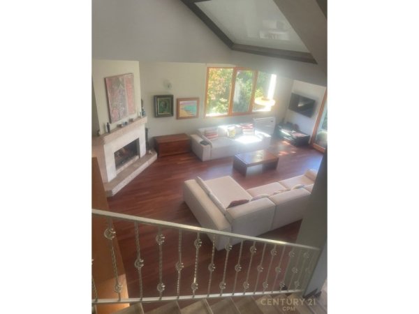 Tirane, jepet me qera apartament 3 Katshe Kati 0, 2.137 m² 3.000 € (Farkën e Vogël)