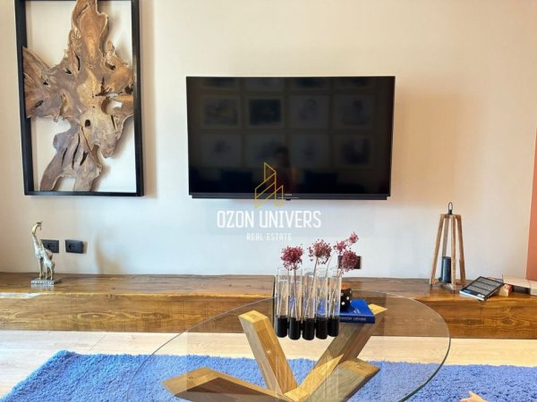 Tirane, jepet me qera apartament 1+1+Ballkon Kati 12, 76 m² 1.000 € (Ish Ekspozita)