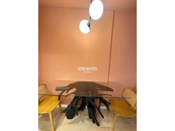 Tirane, jepet me qera apartament 1+1+Ballkon Kati 12, 76 m² 80,000 lekë/muaj (Ish Ekspozita)