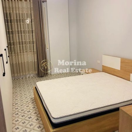 Tirane, jepet me qera apartament 1+1 Kati 3, 65 m² 450 € (Fresku)