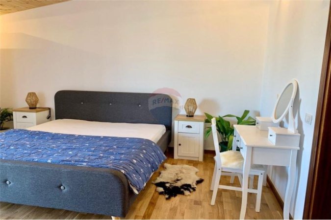 Tirane, jepet me qera apartament 2+1+Ballkon Kati 9, 120 m² 1.200 € 