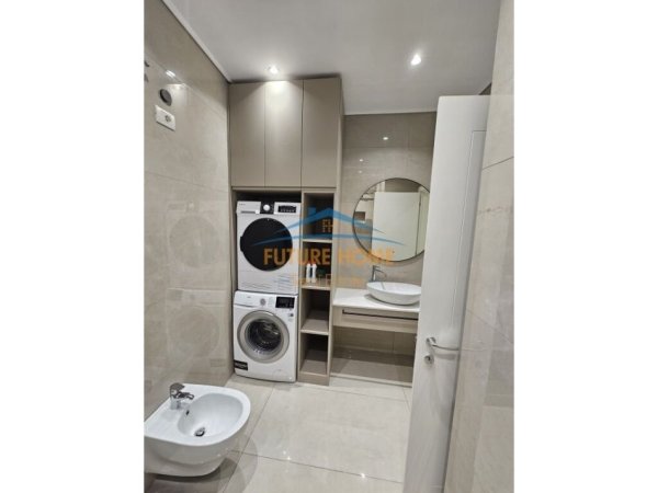 Tirane, jepet me qera apartament 2+1 Kati 2, 102 m² 1.000 € (TEG , Rose Residence)