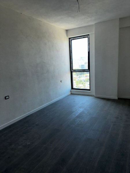 Tirane, shitet apartament 2+1+Ballkon Kati 11, 124 m² (ish fusha e aviacionit)