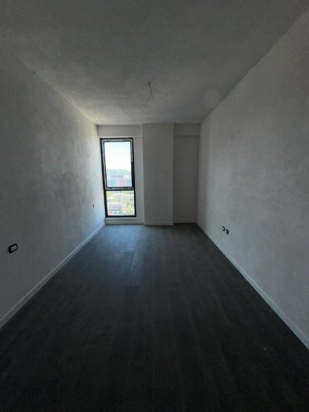 Tirane, shitet apartament 2+1+Ballkon Kati 11, 124 m² (ish fusha e aviacionit)
