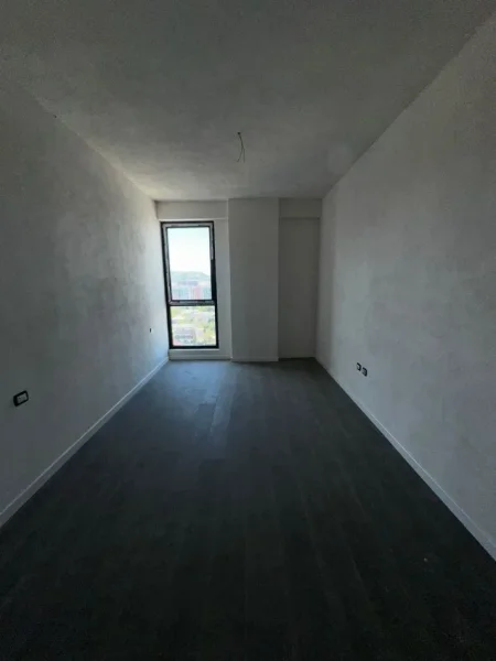 Tirane, shitet apartament 2+1+Ballkon Kati 11, 124 m² (ish fusha e aviacionit)