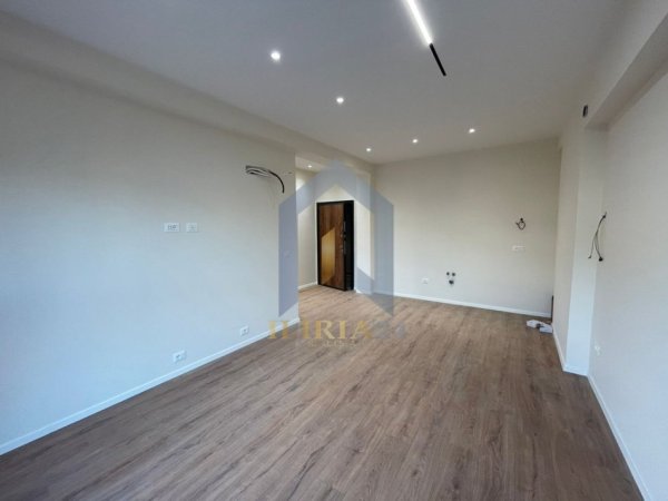 Tirane, shitet apartament 1+1+Ballkon Kati 1, 60 m² 98.450 € (Ali Dem)