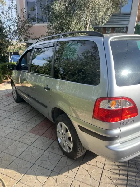 Tirane, shes makine ford galaxy 2005 2.3 benzin gaz Benzin+Gaz, gri e erret manuale Kondicioner 234.000 km
