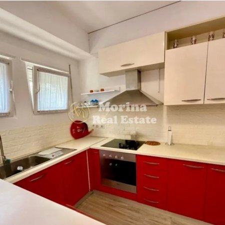 Tirane, jepet me qera apartament 2+1 Kati 1, 111 m² 600 € (Kodra Diellit)