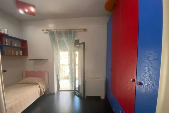 Tirane, jepet me qera apartament 2+1 Kati 4, 82 m² 600 € (rruga durresit)