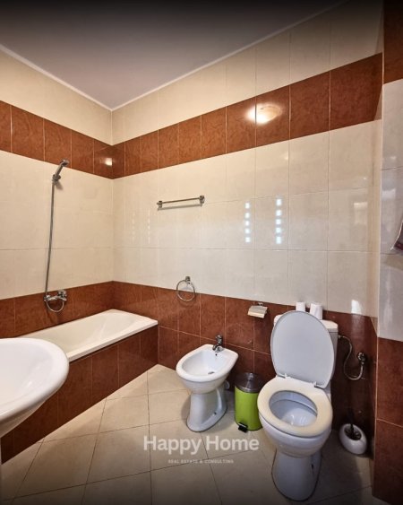 Tirane, jepet me qera apartament 2+1+Ballkon Kati 2, 100 m² 850 € (RTSH)