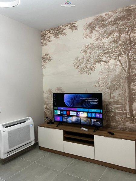 Tirane, jepet me qera apartament 2+1+Ballkon Kati 4, 106 m² 650 € (nexho konomi)