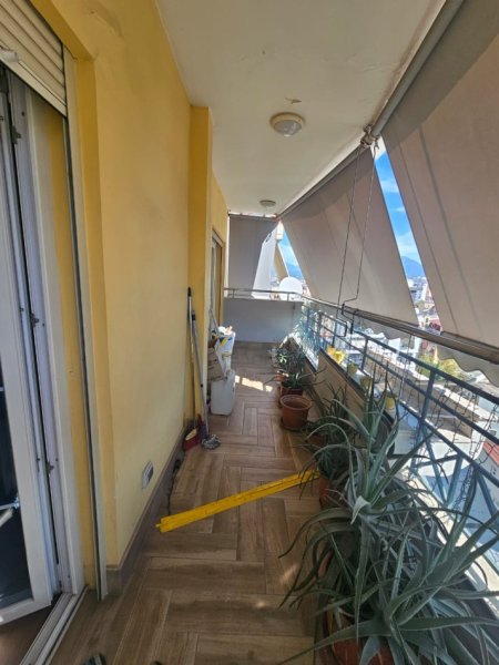 Tirane, shitet apartament 3+1+Ballkon Kati 9, 150 m²