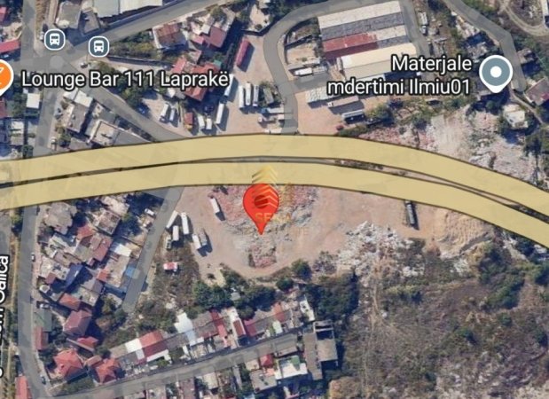 Tirane, jepet me qera toke , 800 m² (Rruga Iliria)
