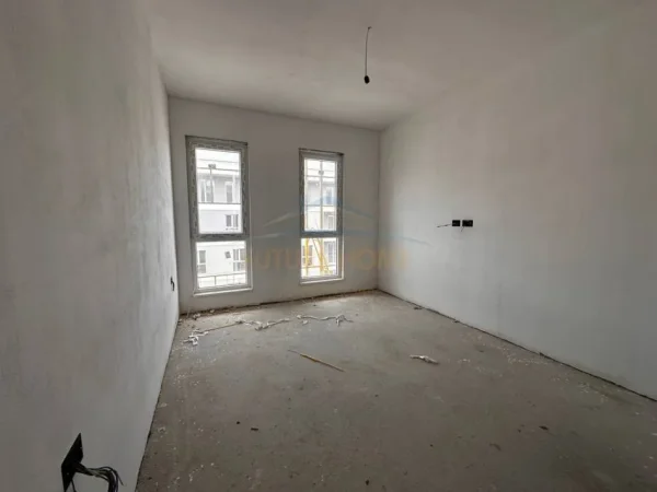 Tirane, shitet apartament 2+1 Kati 7, 91 m² 98.000 € (QTU)