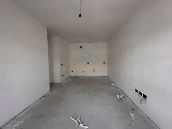 Tirane, shitet apartament 2+1 Kati 7, 91 m² 98.000 € (QTU)