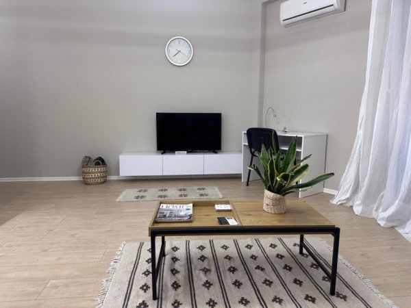 Tirane, jepet me qera apartament 1+1 Kati 6, 75 m² 690 € (Shkolla e Baletit)