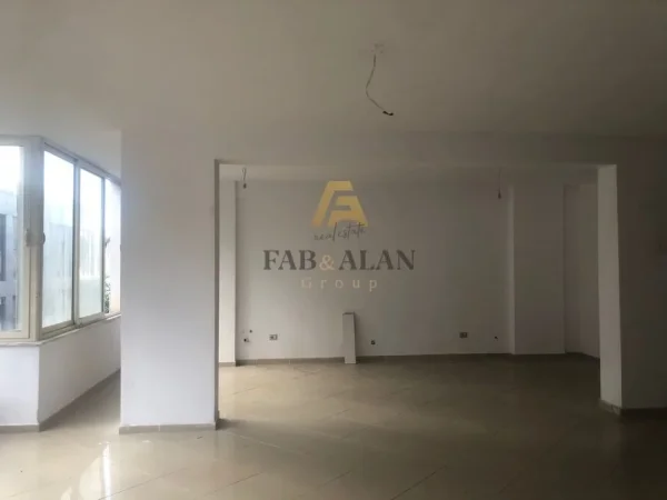 Tirane, shitet ambjent biznesi Kati 1, 160 m² 160.000 € (Kamez)