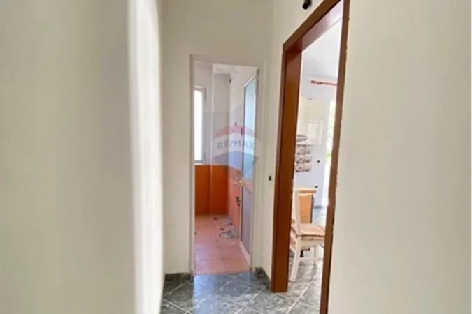 Tirane, shitet apartament 2+1 Kati 3, 95 m² 120.000 € (Rruga e Thesarit, Tirane)