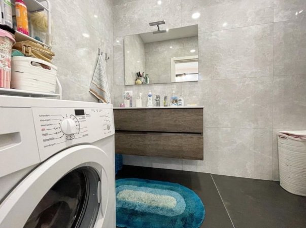 Tirane, jepet me qera 1+1+Ballkon Kati 6, 75 m² 900 € 