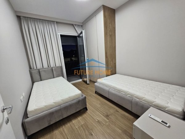 Tirane, jepet me qera apartament 2+1 Kati 2, 102 m² 1.000 € (Teg)