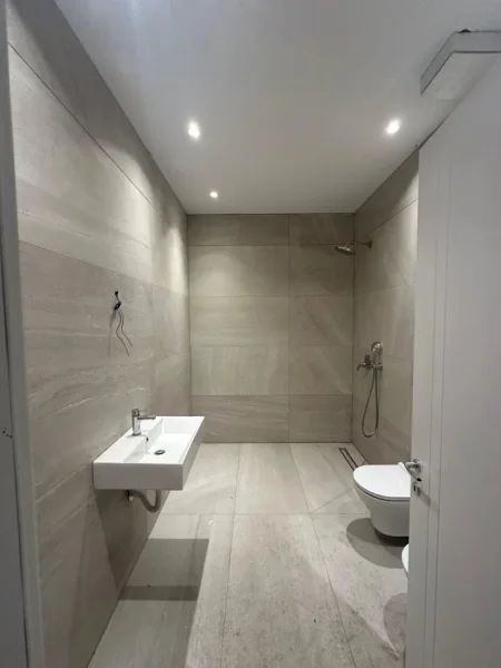 Tirane, shitet apartament 1+1 , 70 m² 430.540 € (LION PARK RESIDENCE)