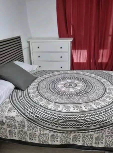 Tirane, jepet me qera apartament 2+1 Kati 8, 120 m² 1.200 € (LIQENI ARTIFICIAL)