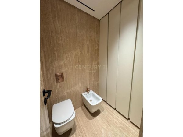 Tirane, shitet apartament 2+1 Kati 6, 211 m² (LION PARK 1)