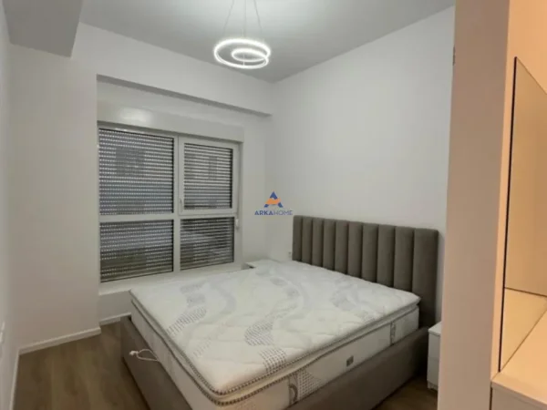 Tirane, jepet me qera apartament 1+1+Ballkon Kati 3, 86 m² 516 € (KOMPLEKSI KAIMI,ALI DEMI)