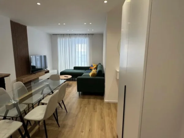 Tirane, jepet me qera apartament 1+1+Ballkon Kati 3, 86 m² 516 € (KOMPLEKSI KAIMI,ALI DEMI)