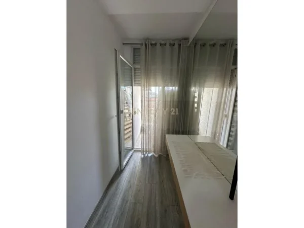 Tirane, shitet apartament 2+1 Kati 2, 115 m² 220.000 € (Brryli)
