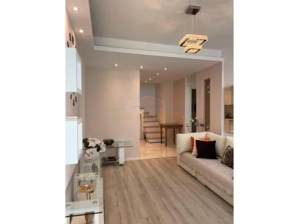 Tirane, shes apartament Kati 0, 78 m² 102.000 € (OXHAKU)