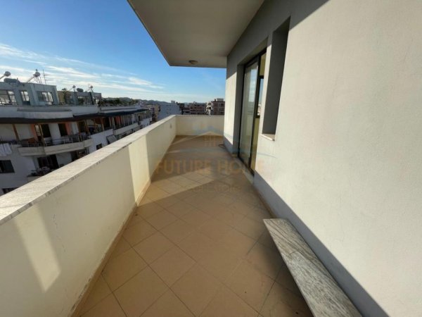 Tirane, shitet apartament 2+1+Ballkon Kati 8, 91 m² 130.000 € (Unaza e Re/Astir)
