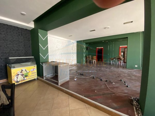 Tirane, jepet me qera ambjent biznesi Kati 0, 285 m² 1.500 € (QYTET STUDENTI)