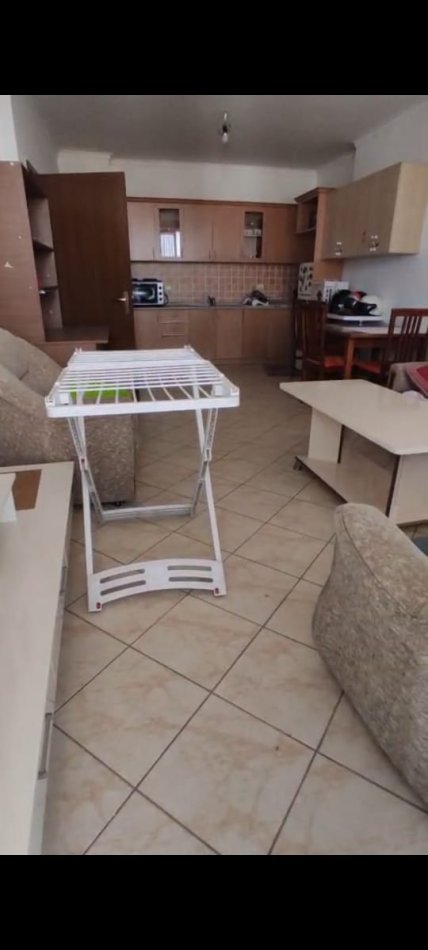 Tirane, jepet me qera apartament 1+1 Kati 2, 71 m² 420 € (21 dhjetori)