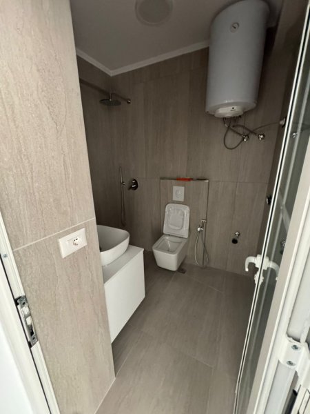 Tirane, shes apartament 1+1 Kati 7, 1 m² 117.000 € (Don Bosko)
