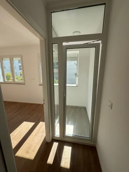 Tirane, shes apartament 1+1 Kati 7, 1 m² 102.000 € (Don Bosko)