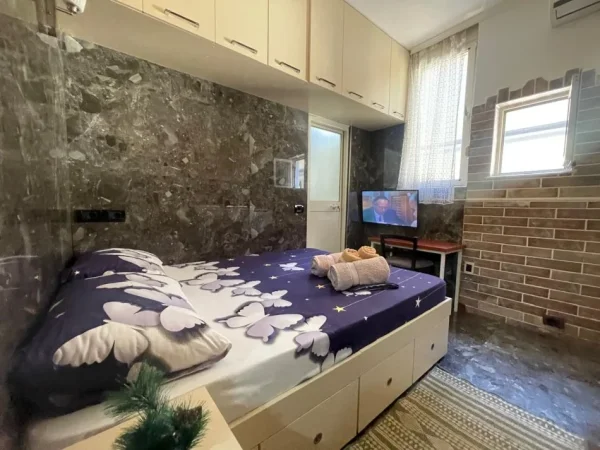 Tirane, jepet me qera apartament 1+1 Kati 2, 35 m² 400 € (5 maji)