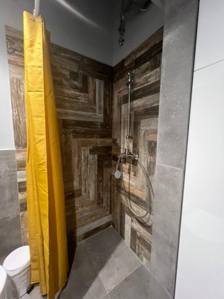 Tirane, jepet me qera apartament 1+1 Kati 2, 1 m² 550 € 