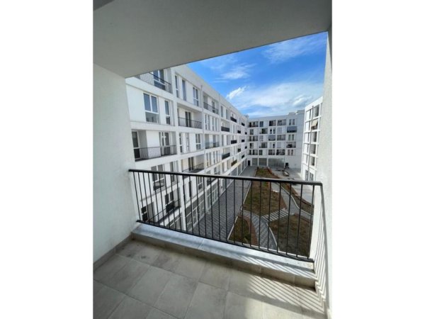 Tirane, shitet apartament 2+1+Aneks+Ballkon Kati 3, 94 m² 113.136 € (Rruga 5 Maji)