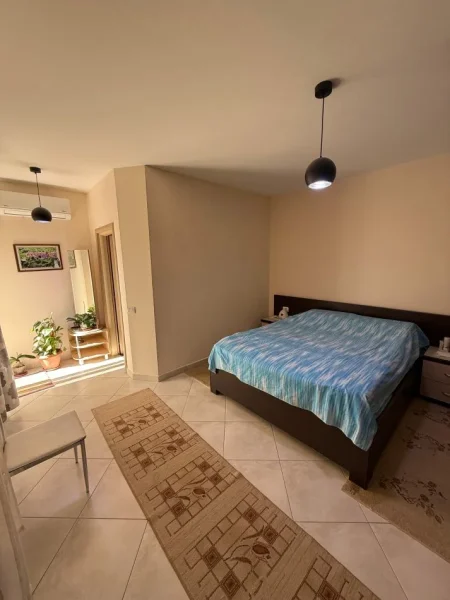 Tirane, shitet apartament 2+1+2+Ballkon Kati 5, 128 m² 250.000 € (Liqeni i Thatë)