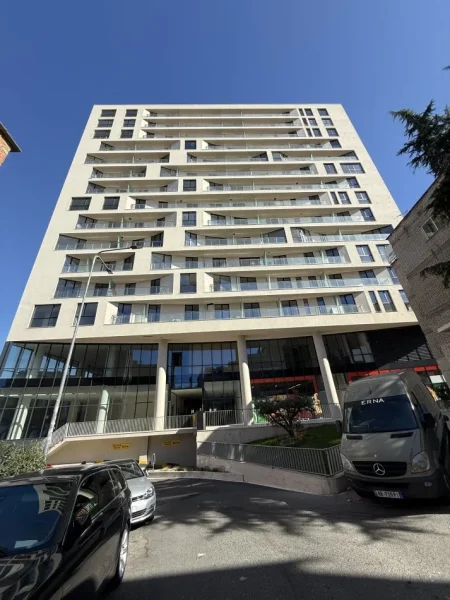 Tirane, shitet apartament 1+1+Ballkon Kati 7, 75 m² 164.999 € (Golden Tower Mine Peza Gati Per Banim Okazion)