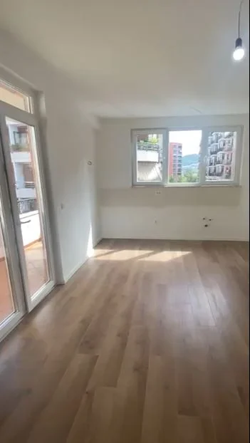 0688146454 Tirane, shitet apartament 1+1+Ballkon Kati 5, 62 m² 167.000 €