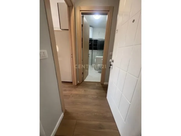 Tirane, shitet apartament 1+1+Ballkon Kati 5, 58 m² 92.000 € 